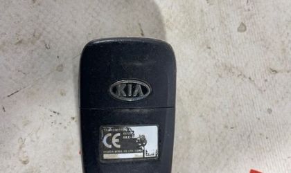 Ключ зажигания Kia Rio FB G4FC 2015
