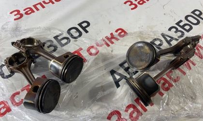 Поршень Audi A4 B6 седан AMB 2002