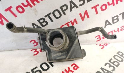 Резонатор воздушного фильтра Nissan Cefiro A32