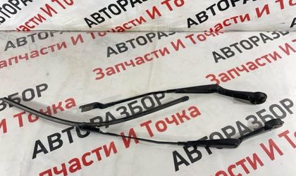 Поводок стеклоочистителя Ford Focus CB8 1.6L sigma