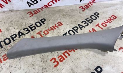 Накладка стойки лобового стекла передняя левая
