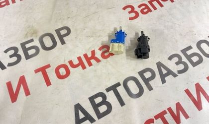 Датчик педали тормоза Ford C-Max C214 2.0L MI4