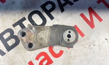 Кронштейн Toyota Corolla 120 1nzfe 2002