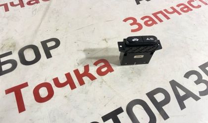 Кнопка кондиционера Honda Hr-V 3D купе D16A 2004