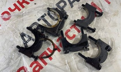 Бугель коленвала Audi A4 B6 седан AMB 2002