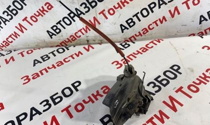 Замок боковой двери задний левый Audi A4 B6 седан