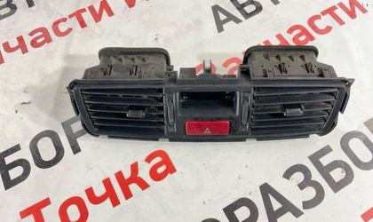 Воздуховод салона Mitsubishi Lancer CS 1.6 4G18