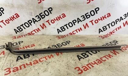 Полозья сдвижной двери левая Hyundai Grand Starex
