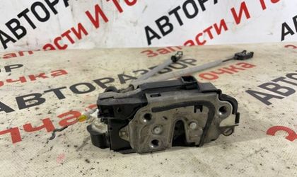 Замок боковой двери задний левый Volkswagen Polo