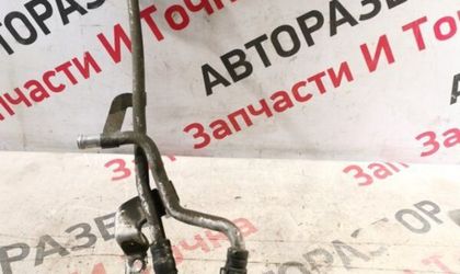 Патрубок системы охлаждения Audi Q7 внедорожник