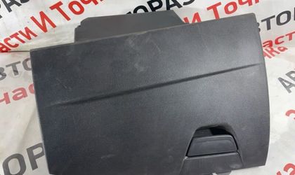 Бардачок Ford Focus CB8 1.6L sigma 2012