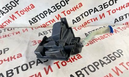 Бачок стеклоомывателя Skoda Fabia 5J2 1.4 cggb