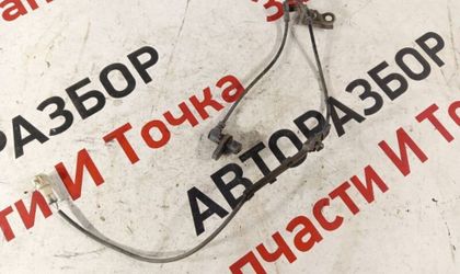 Датчик ABS передний правый Toyota Corolla 120