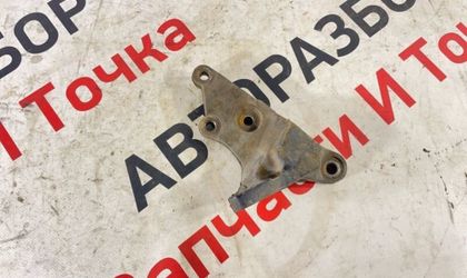 Кронштейн двигателя Toyota Corolla 120 1nzfe 2002