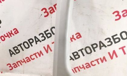 Обшивка салона передняя правая Honda Cr-V