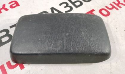 Подлокотник Toyota Corolla 120 121 123 3zzfe