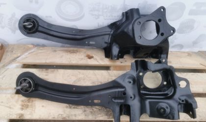 Рычаг подвески задний Ford Focus 3