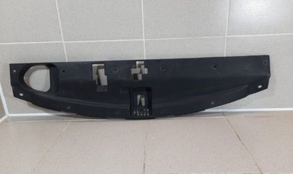 Кожух замка капота Hyundai Santa Fe DM