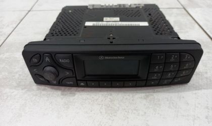 Магнитола Mercedes C320 W203