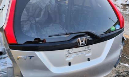 Капот Honda Fit III 2017