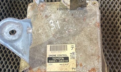 Блок управления двигателем Toyota Mark II, VIII...