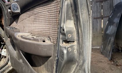 Дверь передняя правая Toyota Corona, IX (T190) ...