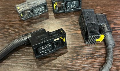 Разъем двигателя Mercedes W177 M282 2517253510
