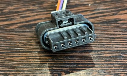 Разъем фишка двигателя M276 Mercedes A0225453126