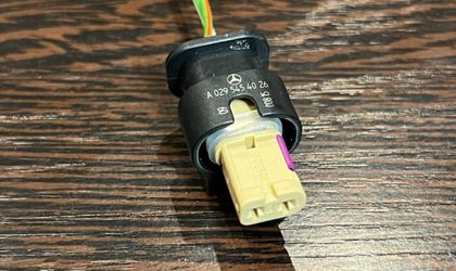 Разъем датчика удара Mercedes W222 A0295454026