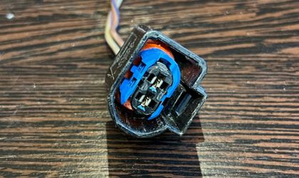Разъем фишка двигателя M276 Mercedes A0285453626