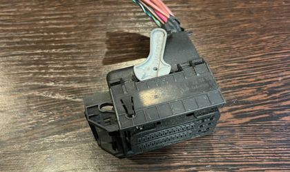Разъем ЭБУ двигателя Mercedes W222 A0265458726