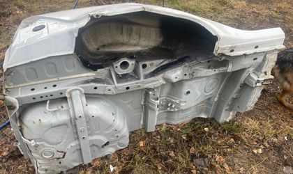 Заднее правое крыло Mitsubishi Lancer X