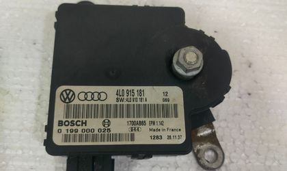Блок управления акб Audi Q7 4L 2008