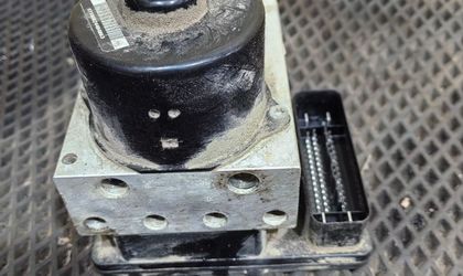 Блок ABS Mercedes-Benz M-Класс W164