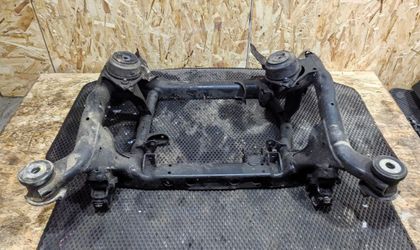 Подрамник передний Mercedes-Benz ml W164