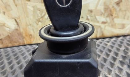 Замок зажигания Mercedes-Benz ML W164