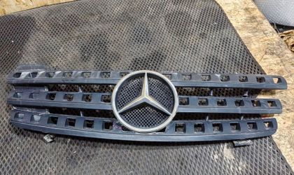 Решетка радиатора Mercedes-Benz W164