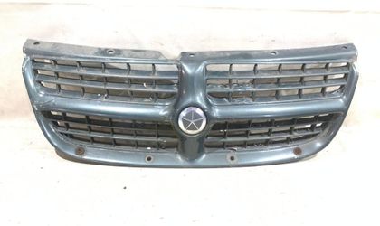 Решетка радиатора Chrysler Stratus 1996