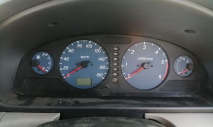 Щиток приборов Nissan Serena II (C24) 2000