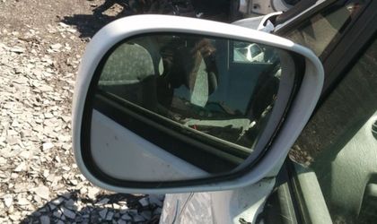 Зеркало боковое левое Nissan Serena II (C24) 2000