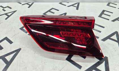 Фонарь крышки багажника правый Volkswagen Tiguan 2