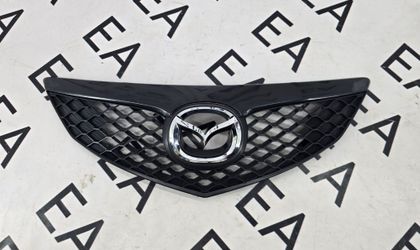 Решетка радиатора Mazda 3 BK хетчбэк Рестайлинг