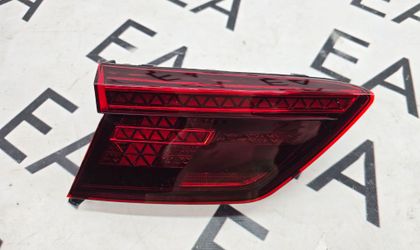 Фонарь крышки багажника левый Volkswagen Tiguan 2