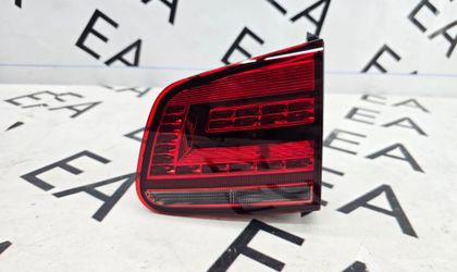Фонарь крышки багажника правый Volkswagen Tiguan 1