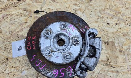 Поворотный кулак правый Honda Civic 4D FD 2005-2012