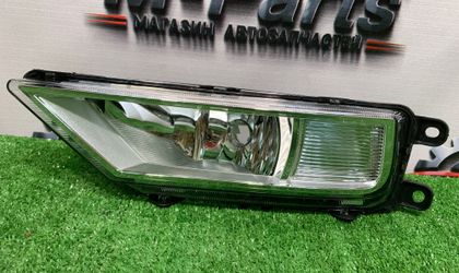 Фара противотуманная левая Volkswagen Tiguan 2 2016-2020
