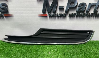Молдинг накладка бампера хром левая Volkswagen Golf 7 