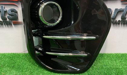 Накладка противотуманной фары правая KIA Sportage 4 дорестайлинг 