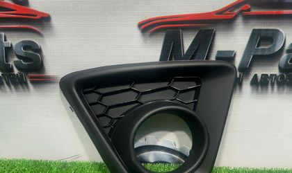 Накладка противотуманной фары правая Mazda CX-5 I