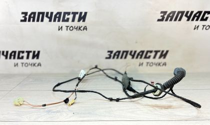 Проводка крышки багажника прав. Skoda Rapid II...